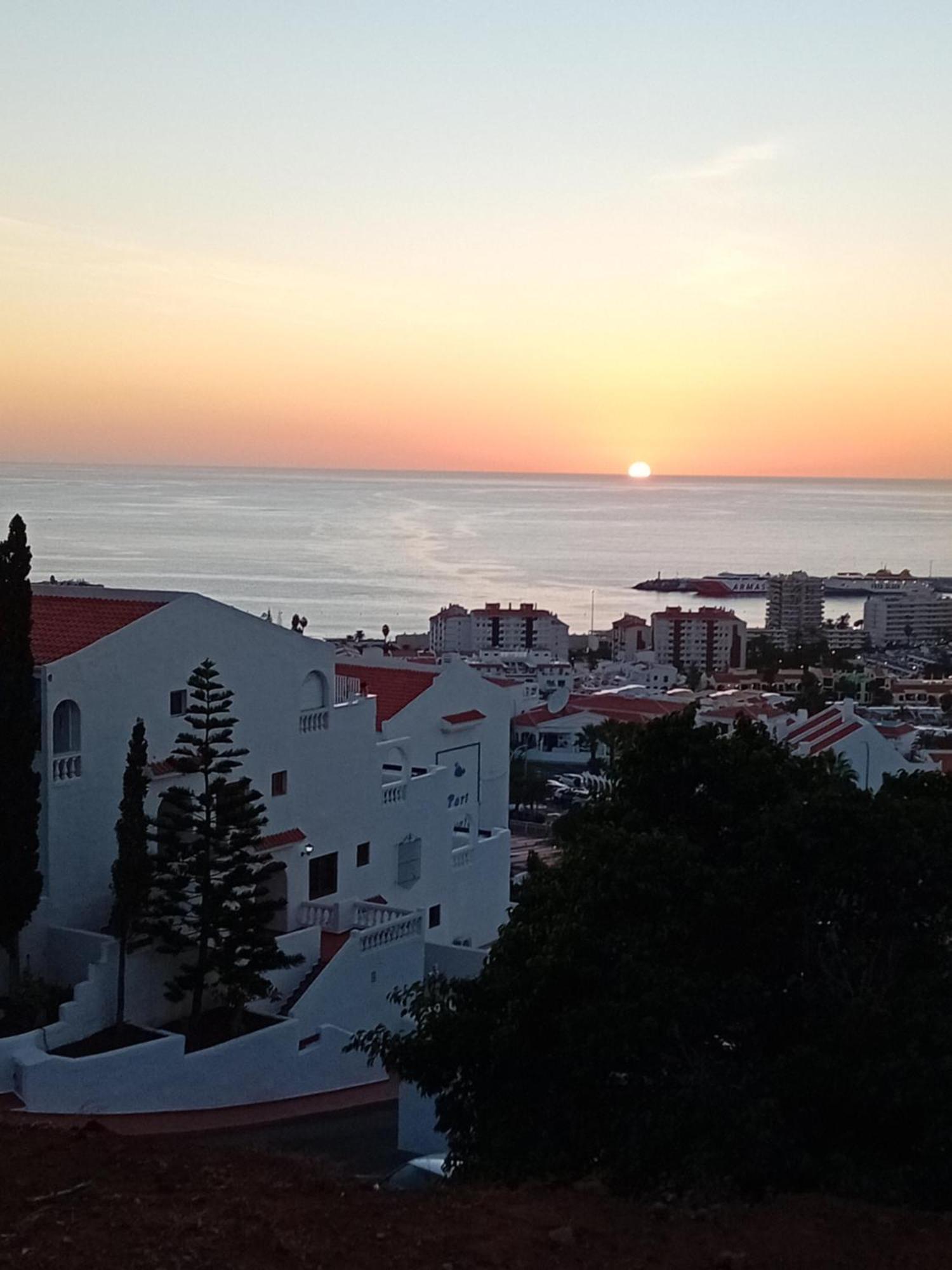 Ocean Dreams Suite Los Cristianos Hill Heated Pool Экстерьер фото